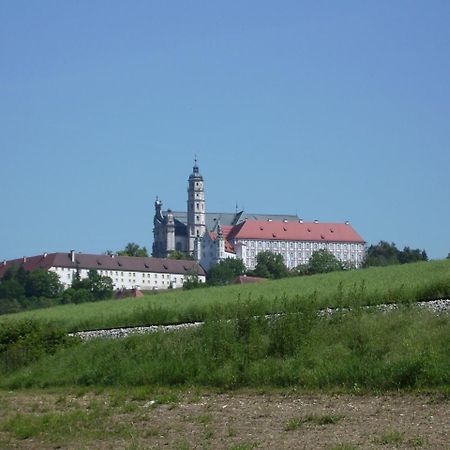 Hotel Tagungshaus im Kloster Neresheim Exterior foto