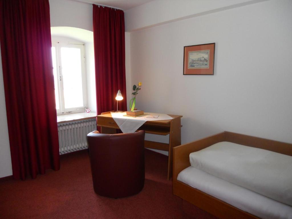 Hotel Tagungshaus im Kloster Neresheim Zimmer foto