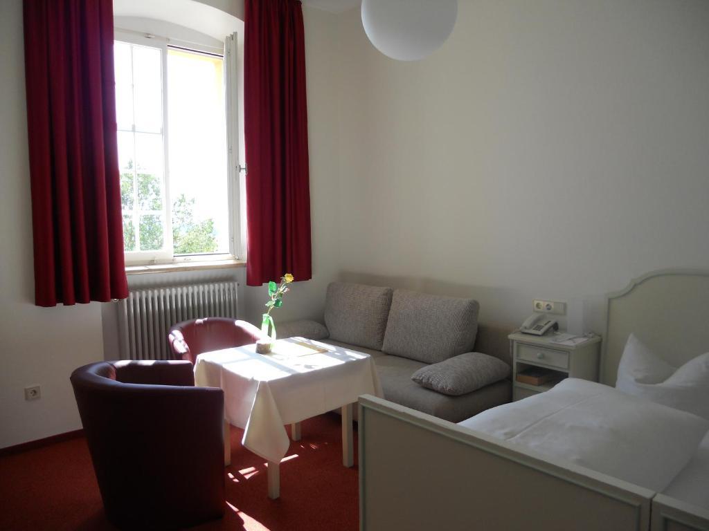 Hotel Tagungshaus im Kloster Neresheim Zimmer foto