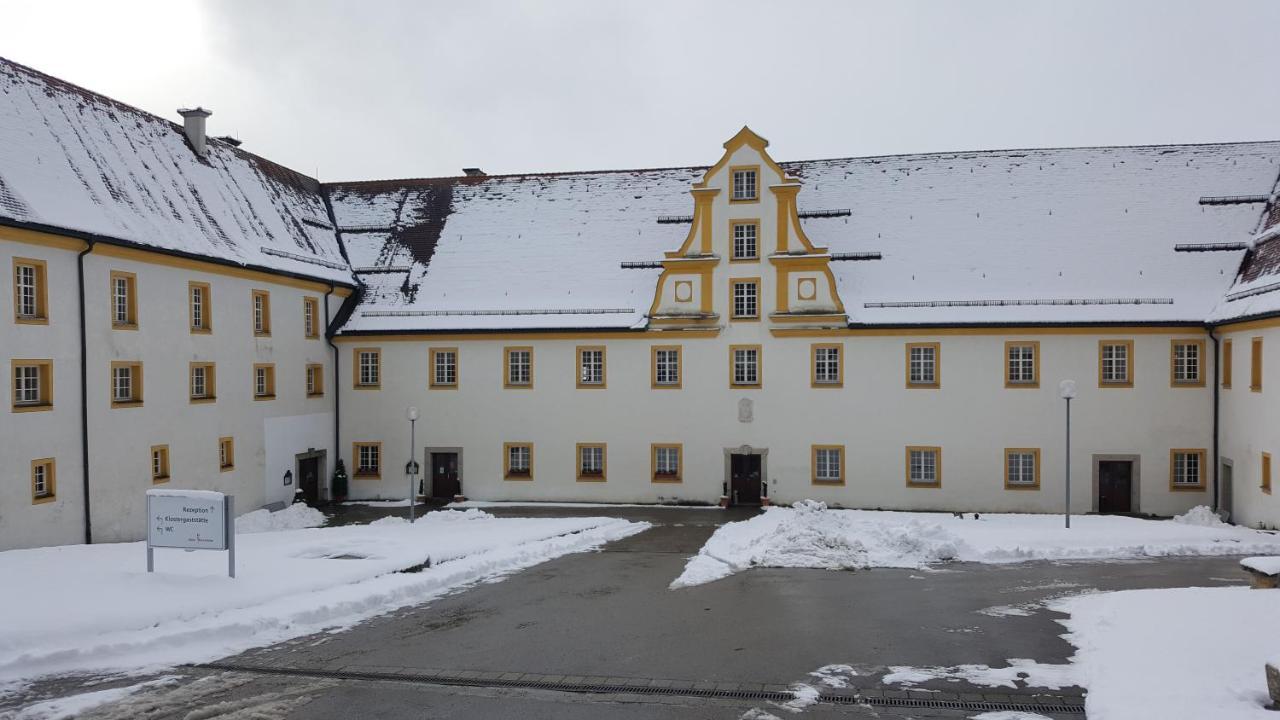 Hotel Tagungshaus im Kloster Neresheim Exterior foto
