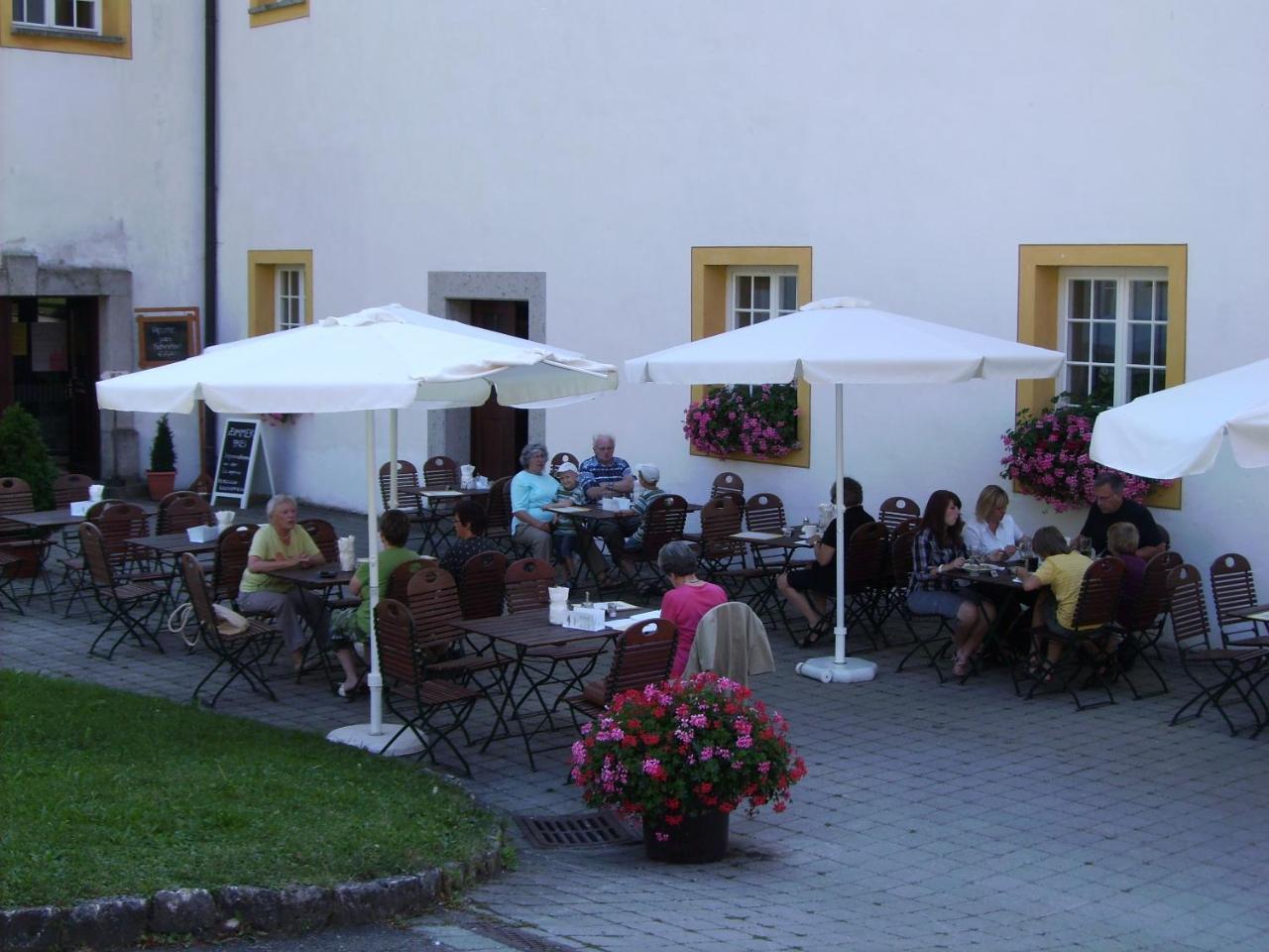 Hotel Tagungshaus im Kloster Neresheim Exterior foto